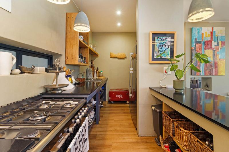 4 Bedroom Property for Sale in Green Point Western Cape